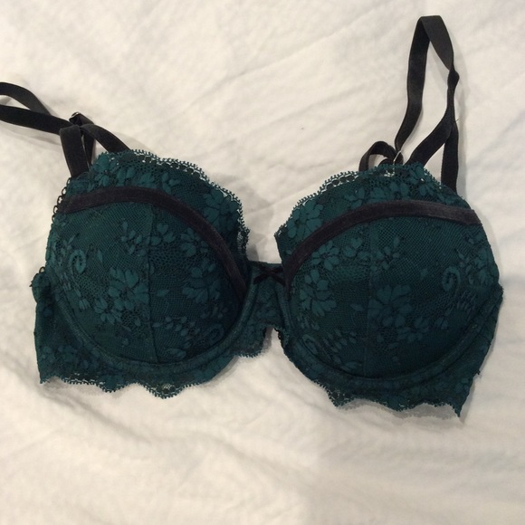 Victoria’s Secret Dream Angel Demi Green Lace Bra - Picture 2 of 6